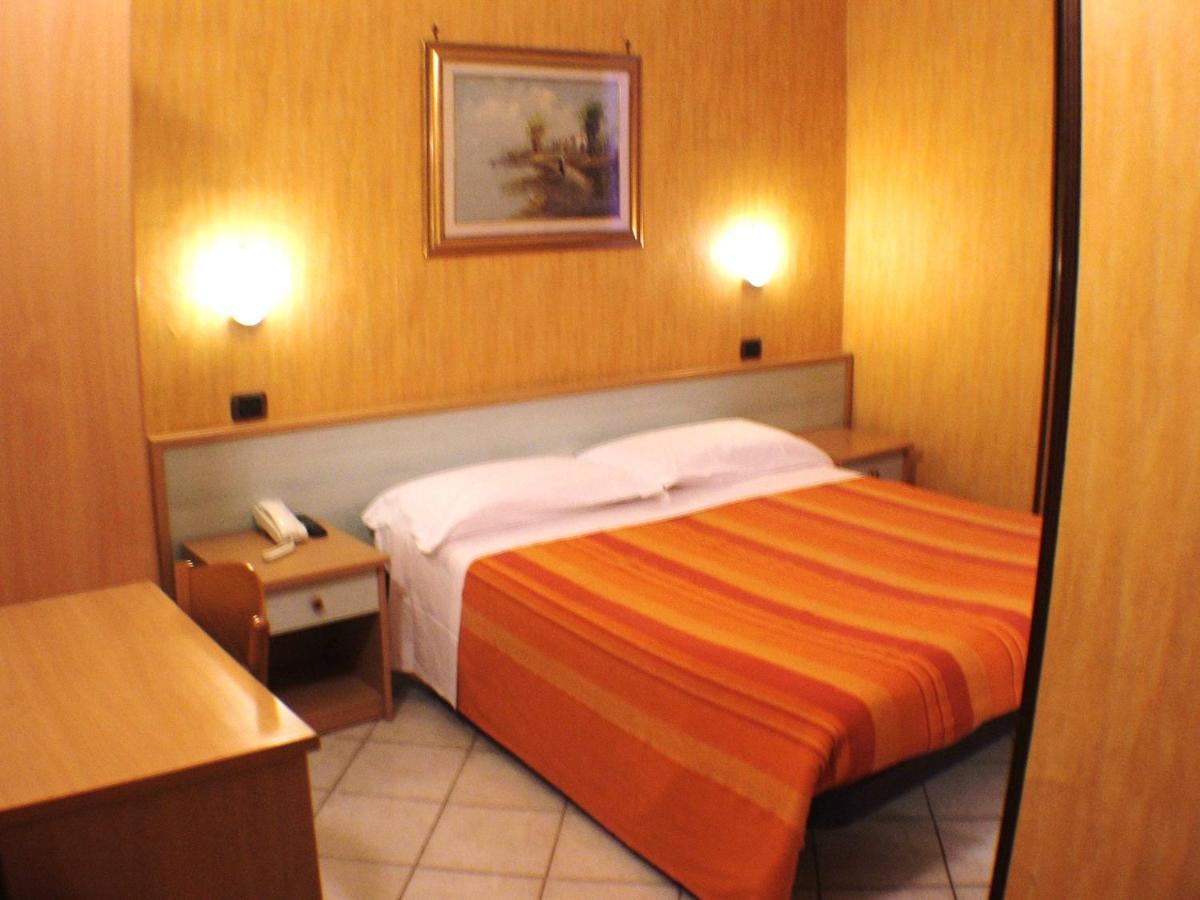 Hotel Isolabella Bussoleno Zewnętrze zdjęcie