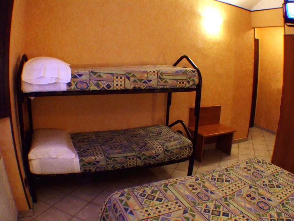 Hotel Isolabella Bussoleno Zewnętrze zdjęcie